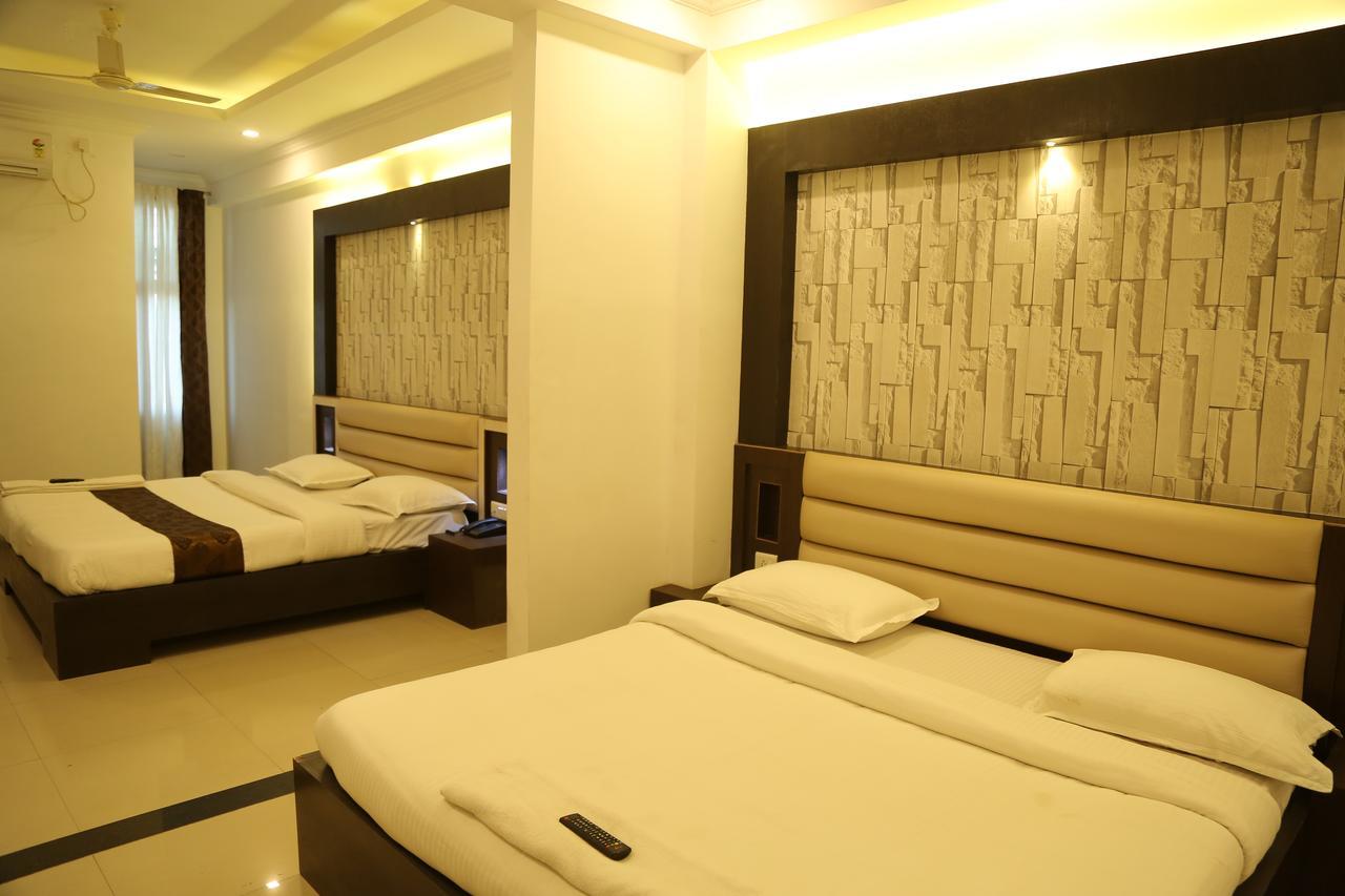 Hotel Shivananda Hoszpet Kültér fotó