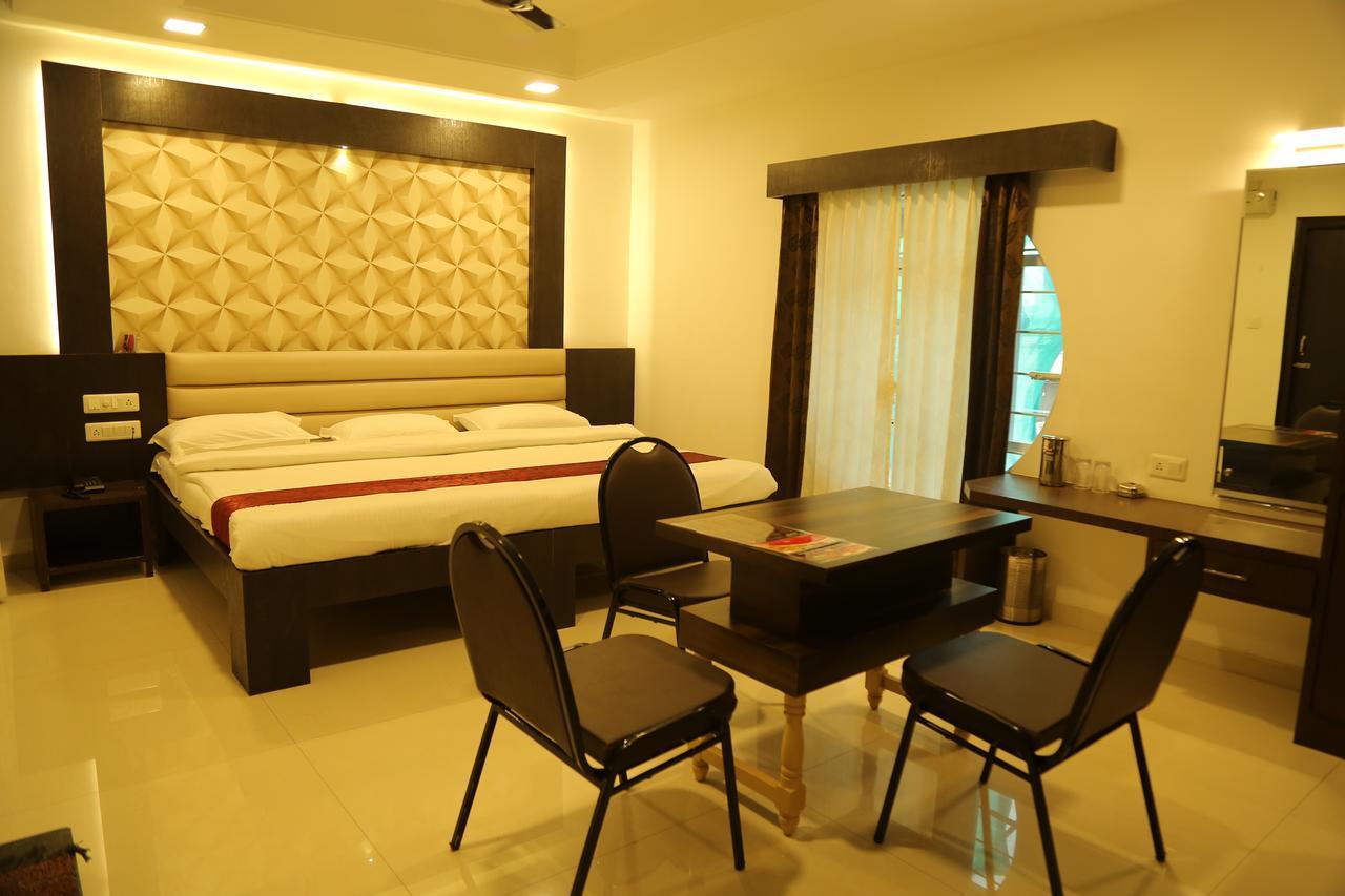 Hotel Shivananda Hoszpet Kültér fotó
